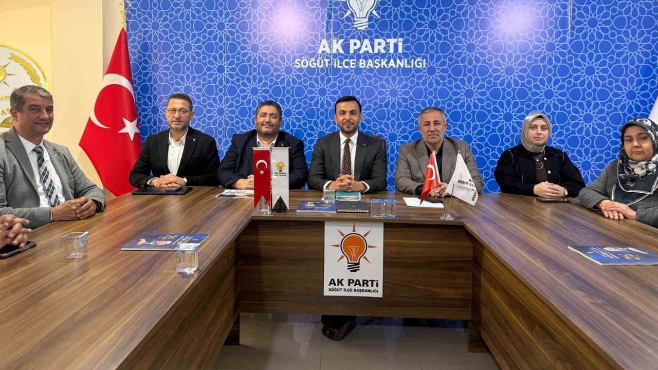 Bilecik'te teşkilat çalışmaları beş ilçede masaya yatırıldı