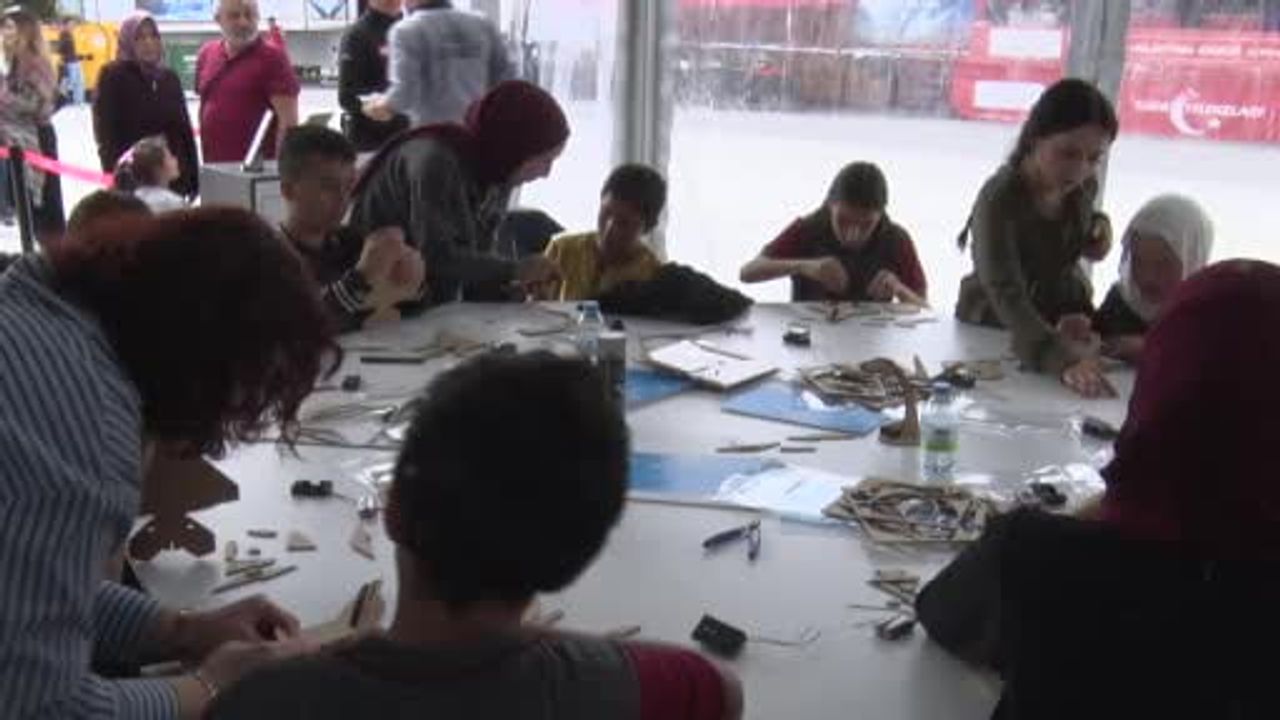 Bilimfest'te çocuklar yerli savunma teknolojilerini maketlerle keşfetti
