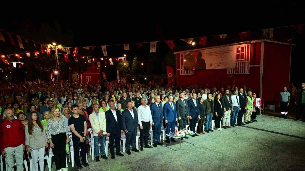 Bir ömürden bir geleceğe: Dokumapark'ta yaşlılıkta sağlık ve esenlik festivali başladı