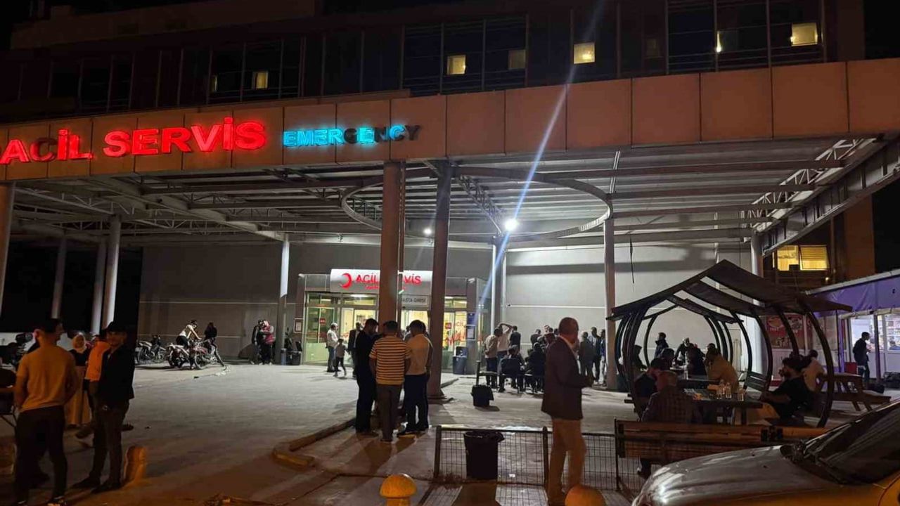 Birecik'te Fiat Tofaş hurdaya döndü: 1 ölü, 7 yaralı