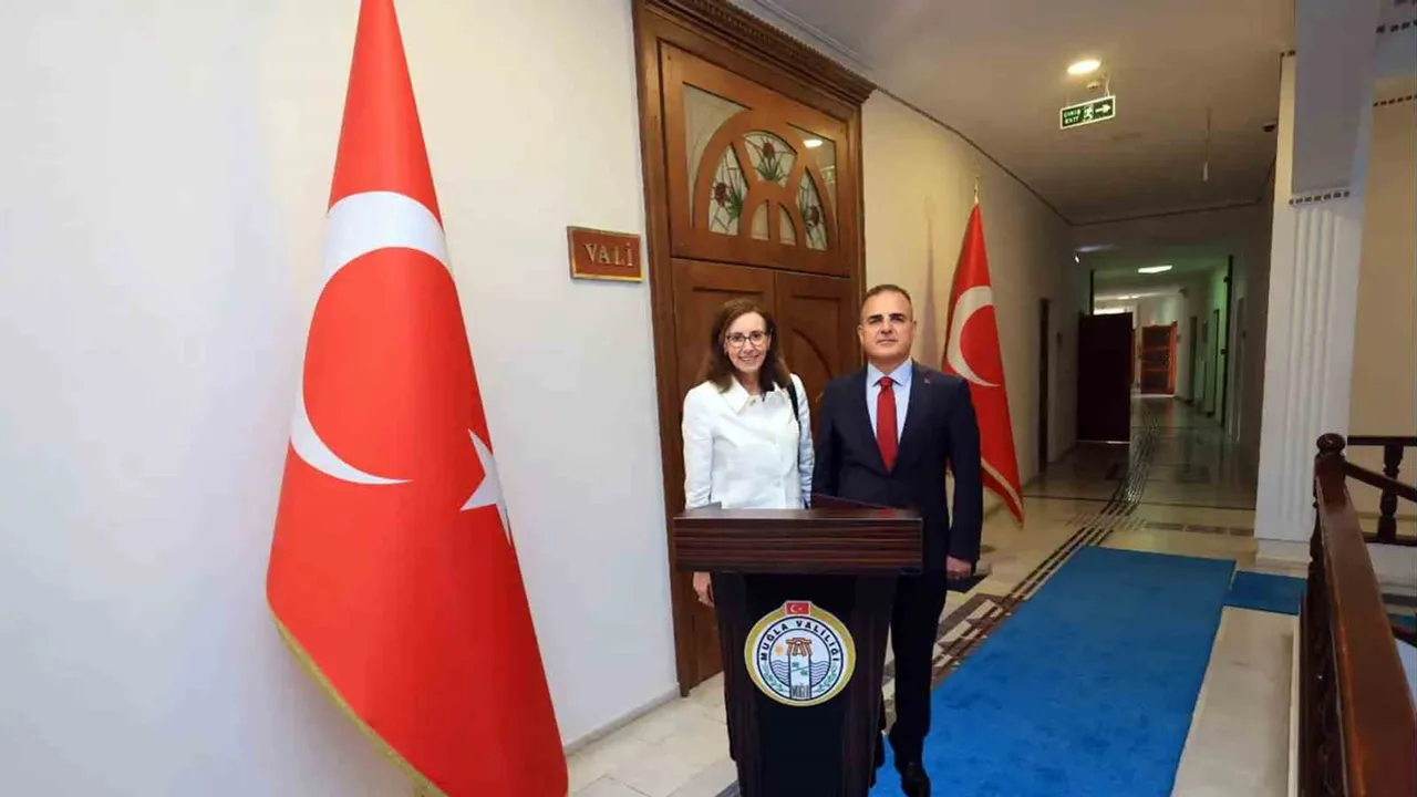 Birleşik Krallık büyükelçisi Muğla'da turizmi değerlendirdi