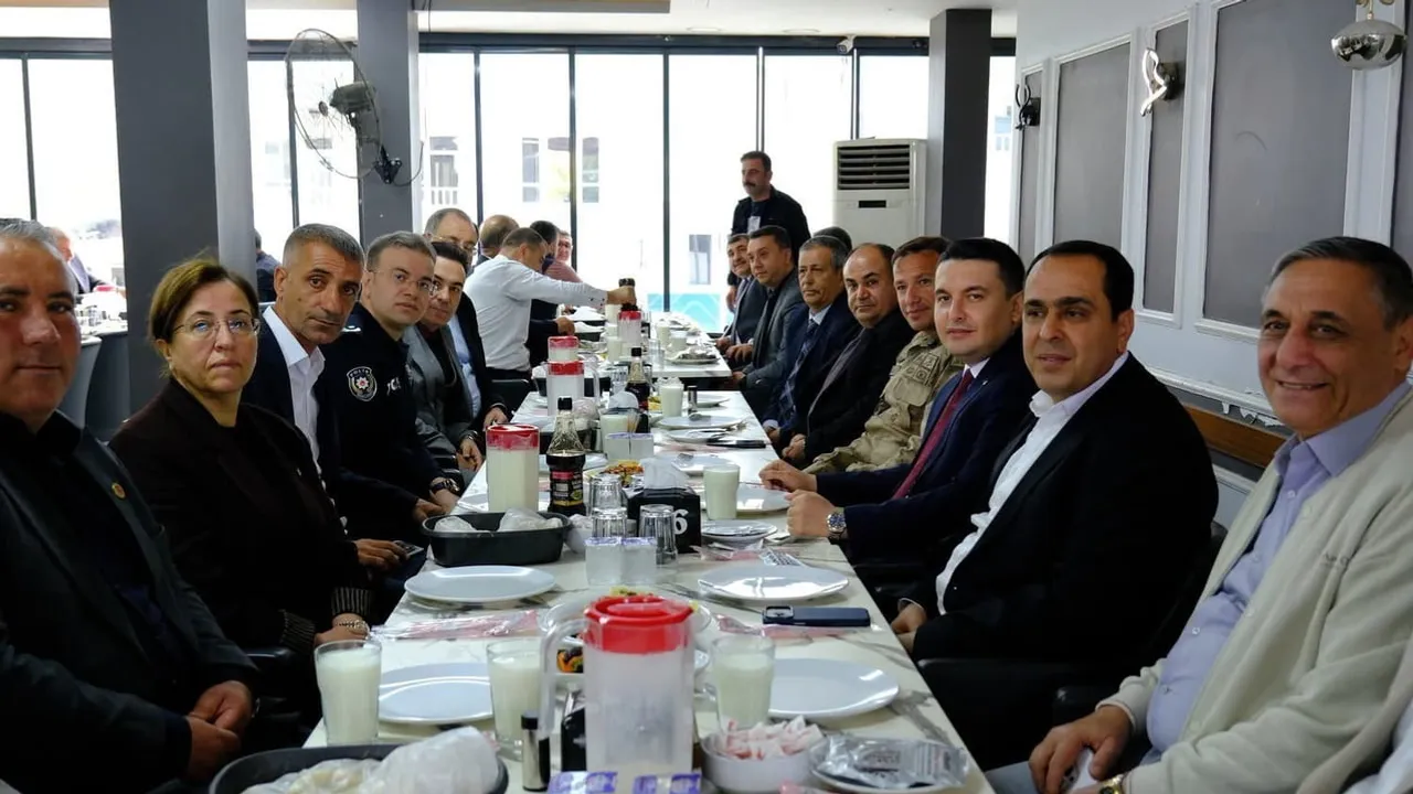 Birlik ve hizmet vurgusu: Birecik'te muhtarlar gününde buluşma