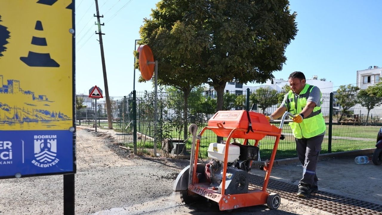 Bodrum'da cadde ve sokaklarda kapsamlı asfalt seferberliği