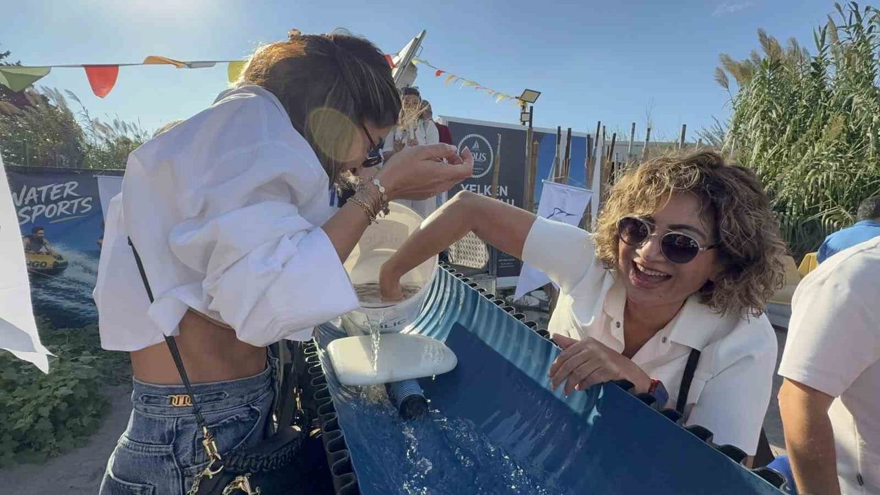 Bodrum'da ekim hareketliliği: 6 bin yavru balık denize salındı