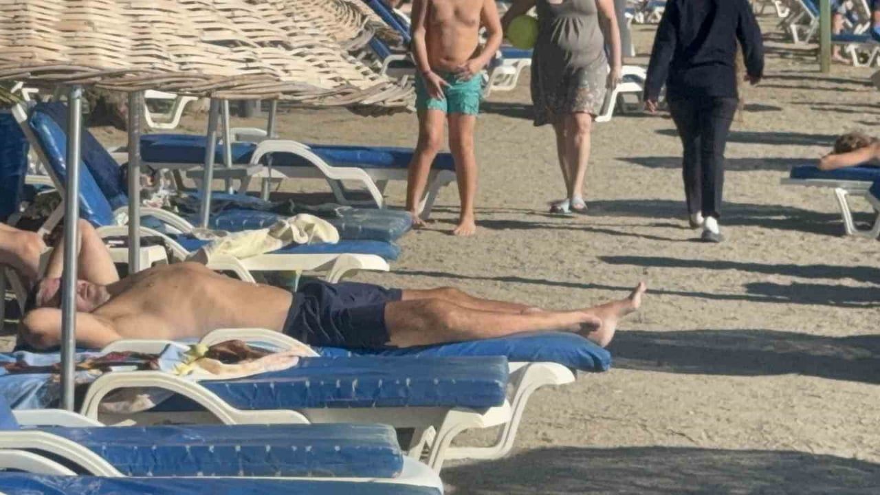 Bodrum'da sarı yaz sezonu uzattı, sahiller doldu