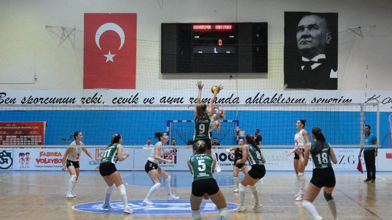 Bodrum'un incileri evinde direnemedi: Karşıyaka 3-0 galip