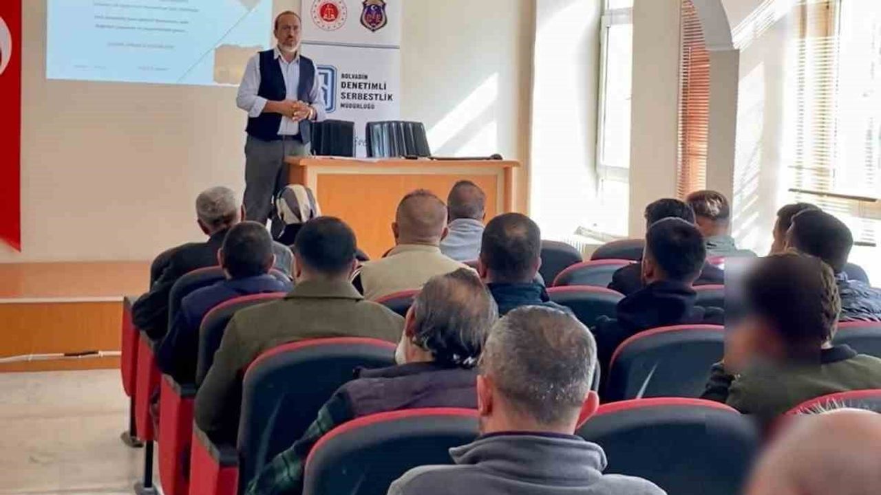 Bolvadin Denetimli Serbestlik Müdürlüğü semineriyle kişisel ve manevi gelişime vurgu yaptı