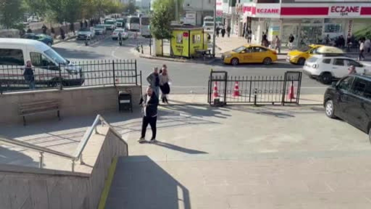 Borçları için soygun girişen özel güvenlik görevlisinin tabancası oyuncak çıktı