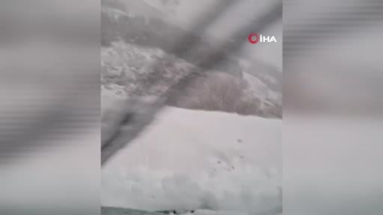 Bozdağ’da mevsimin ilk karı beyaz örtü bıraktı
