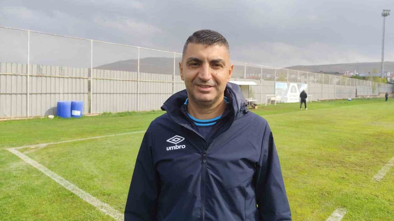 Bozkurt'tan taraftarlara çağrı: moral yüksek, hedef üç puan