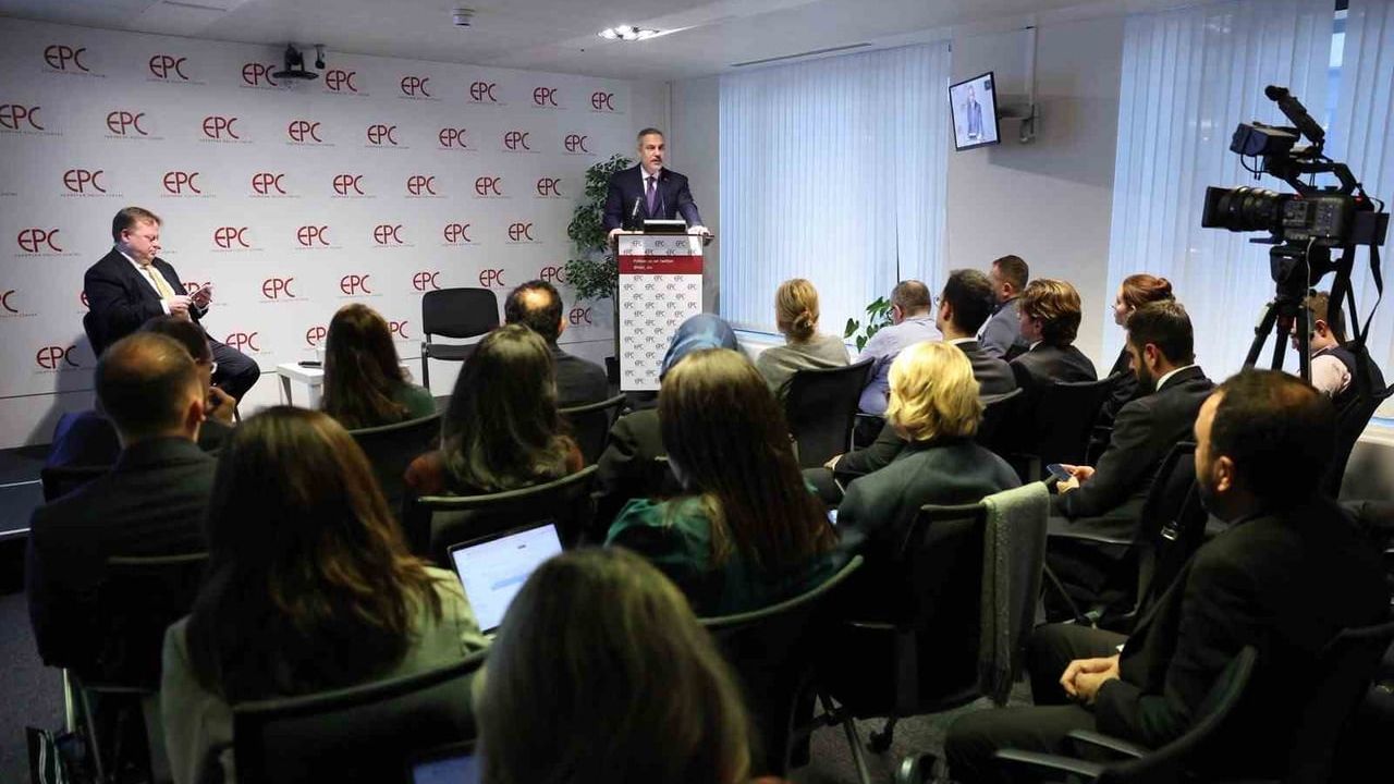 Brüksel ziyaretinde Hakan Fidan'dan diplomasi mesajları