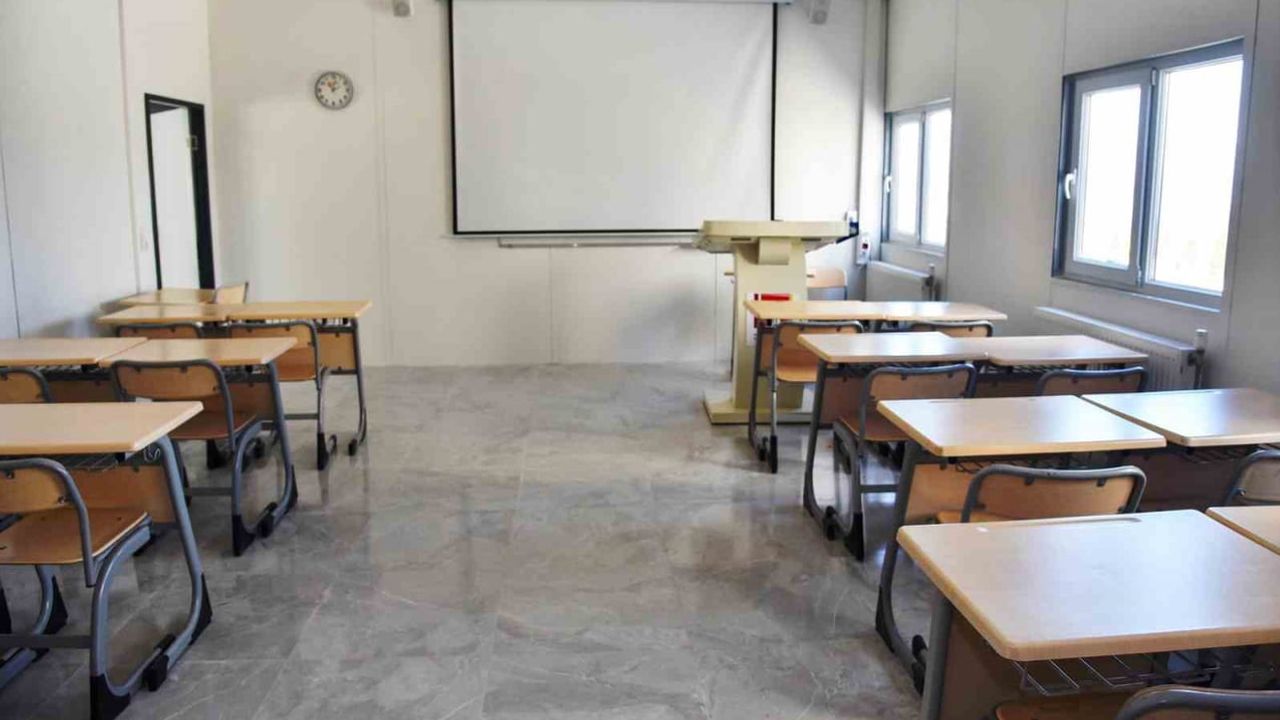 BŞEÜ'ye akıllı sistemli 9 derslikli yabancı diller binası açıldı