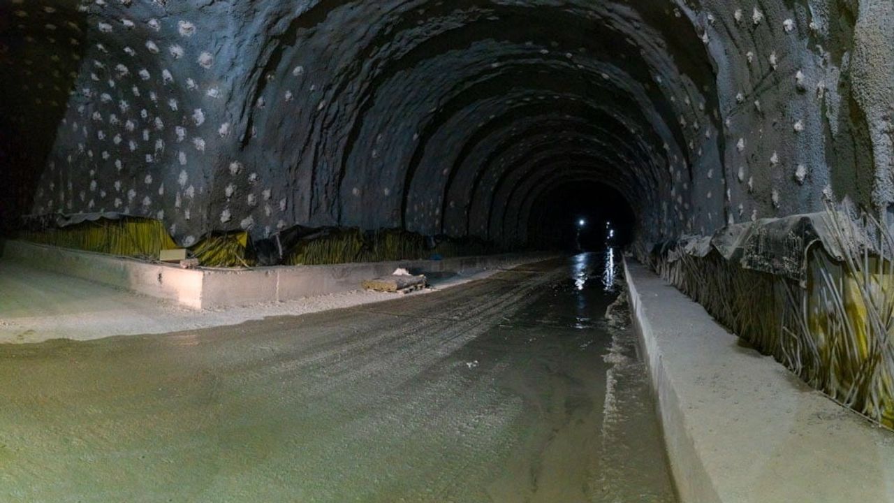Buca Onat tüneli'nde uzlaşı önceliği: 55 yapı için anlaşma, 26 yapı güvenle yıkıldı
