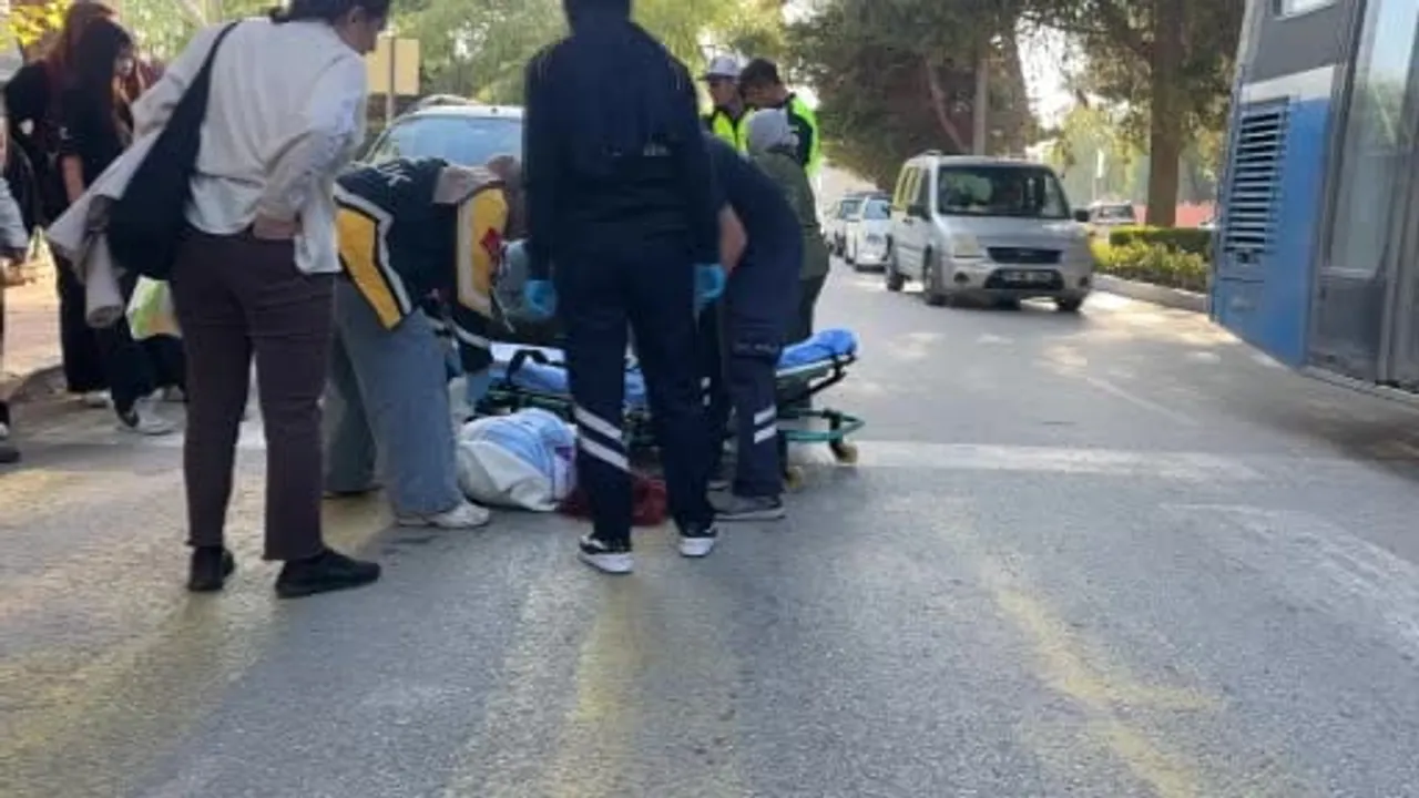Burdur'da iki motosiklet çarpıştı: yolcu konumundaki iki kişi yaralandı