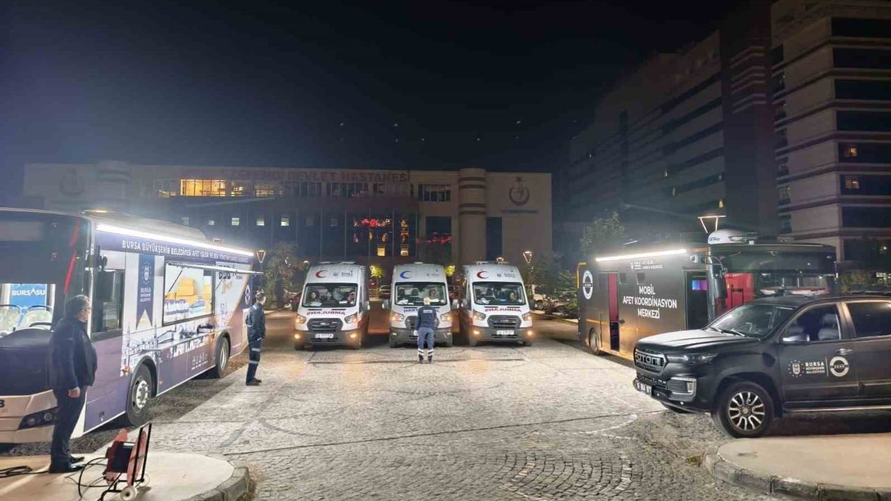 Bursa AKOM sahada: Manisa'daki kazada yaralı ve ailelere kapsamlı destek
