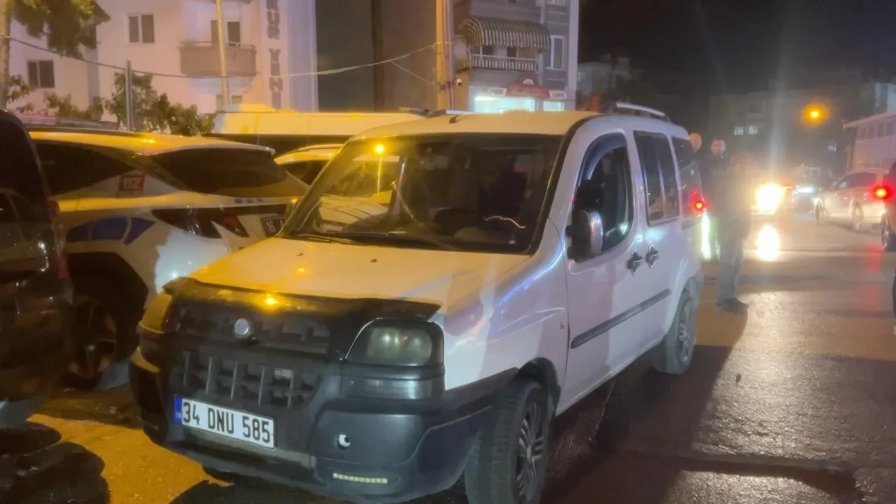 Bursa'da alkollü sürücünün tehlikeli hareketleri mahallede tepki topladı