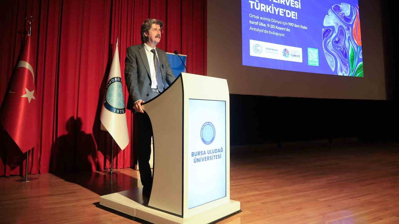 Bursa Uludağ Üniversitesi'nde gençler COP31 hazırlıklarına odaklandı
