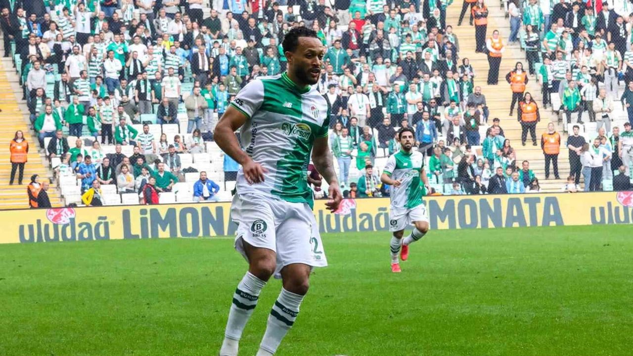 Bursaspor sahasında farklı kazandı: Bandırmaspor 0-3