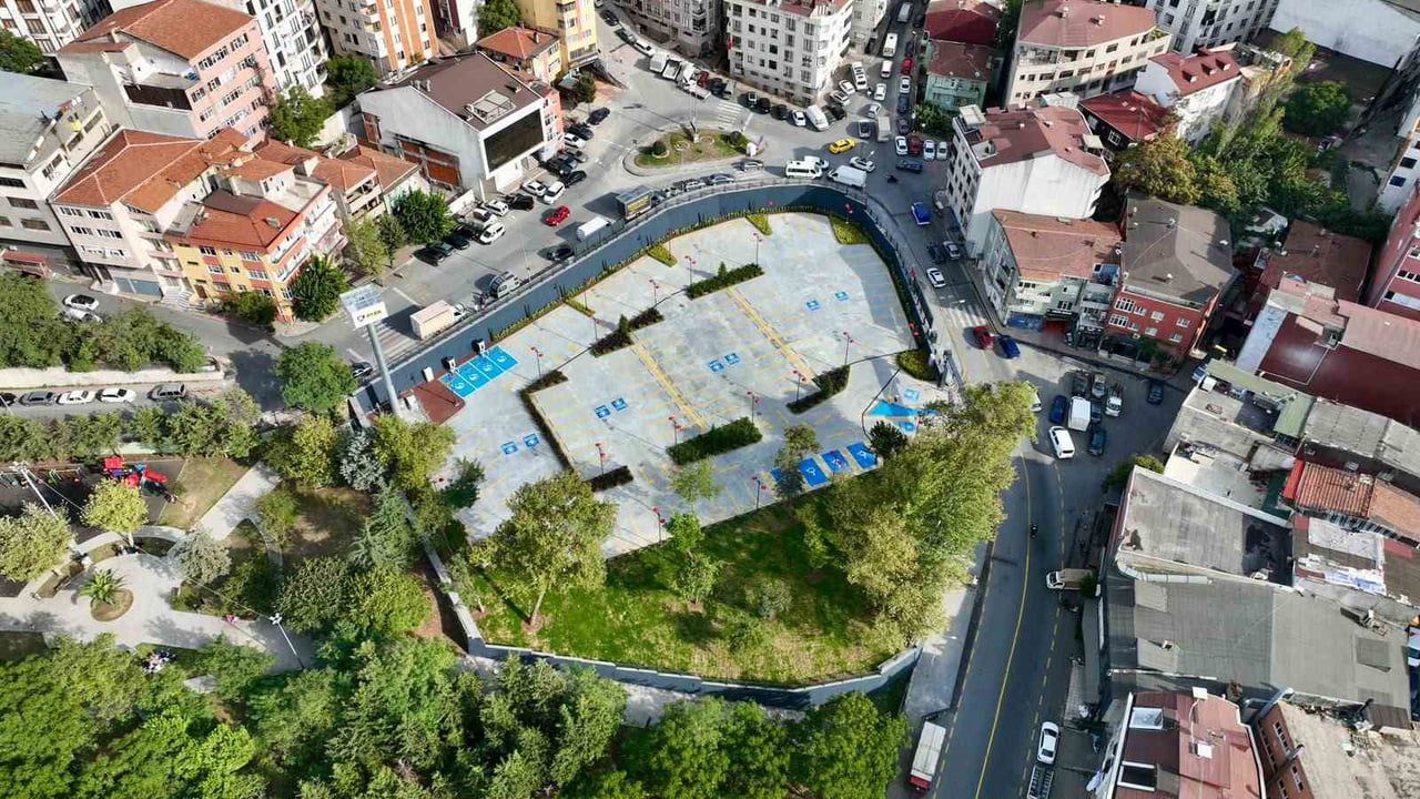 Çağlayan'a yeni düzen: 100 araç kapasiteli açık otopark hizmete girdi