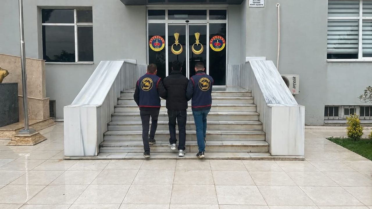 Çanakkale'de geniş huzur uygulaması: 112 aranan yakalandı, 15'i tutuklandı