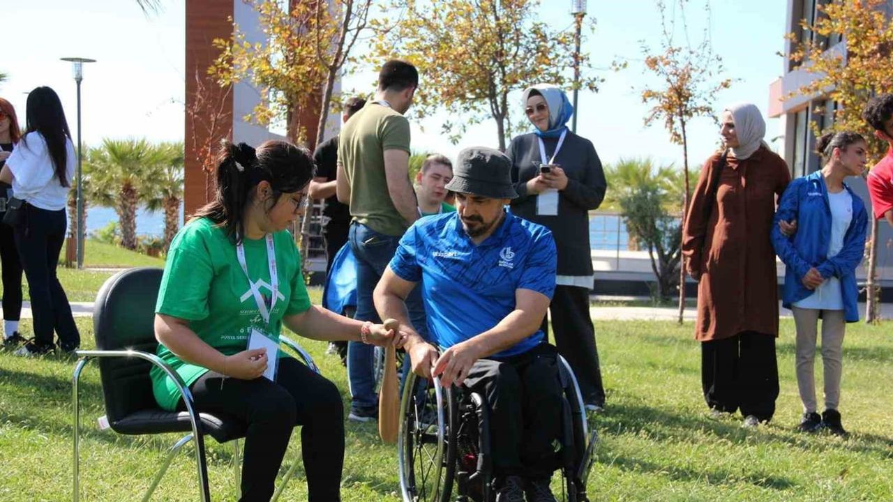 Çanakkale'de pilot kamp serebral palsili gençlerin ve ailelerin deneyim alanı oldu