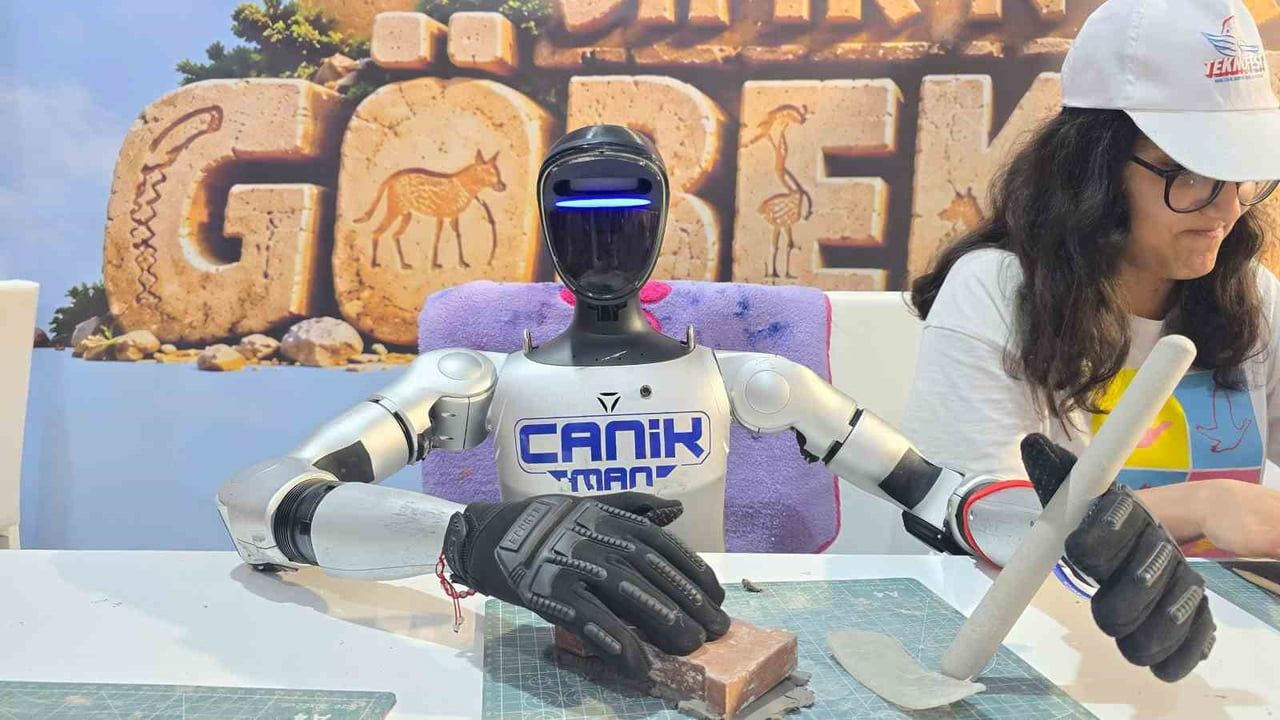 Canikman: nüfusa kayıtlı robot TEKNOFEST'te iz bıraktı