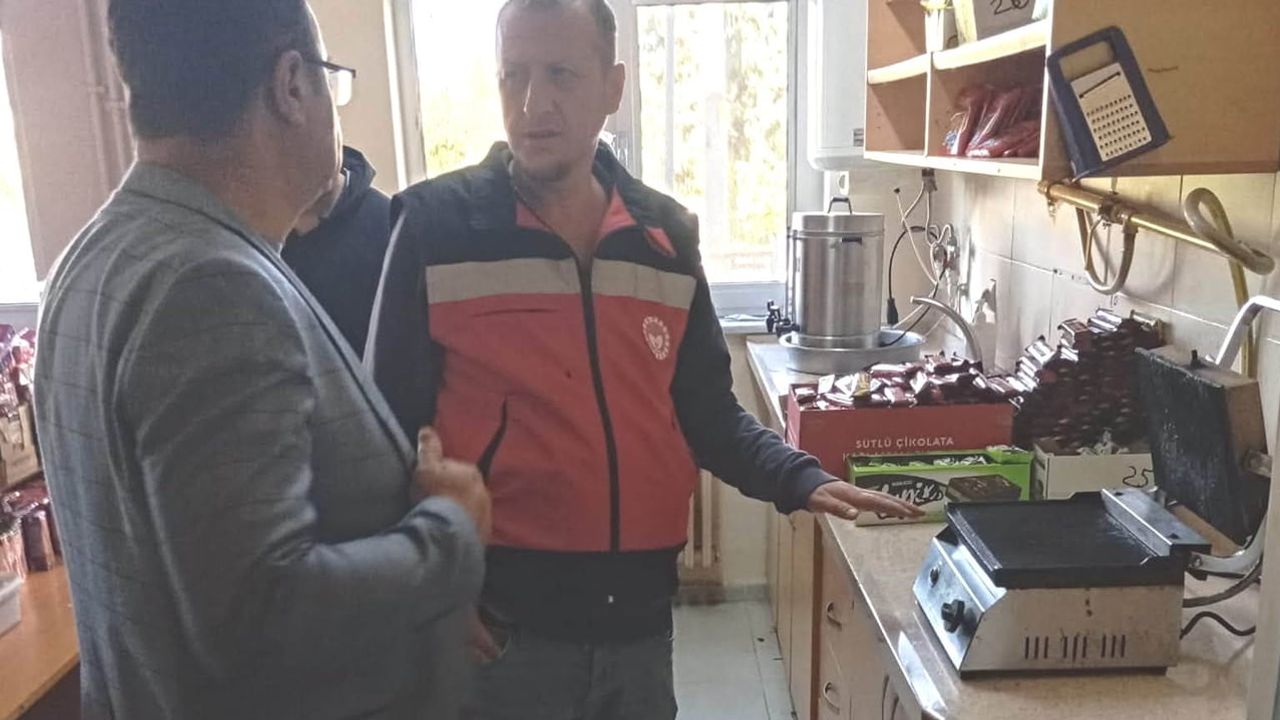 Çavdarhisar’da kantin denetimleri öğrencilerin sağlığını ön plana çıkarıyor