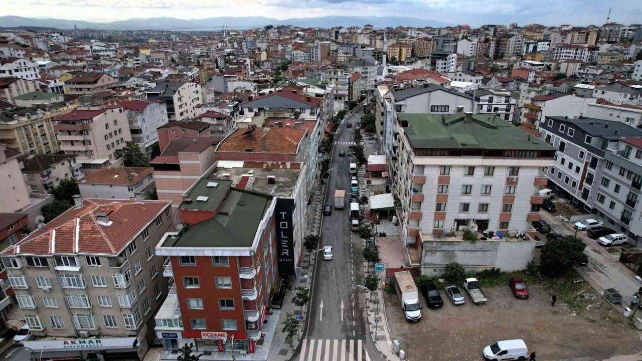 Çayırova'da Adnan Kahveci Caddesi'ne 25 milyonluk üstyapı yatırımı