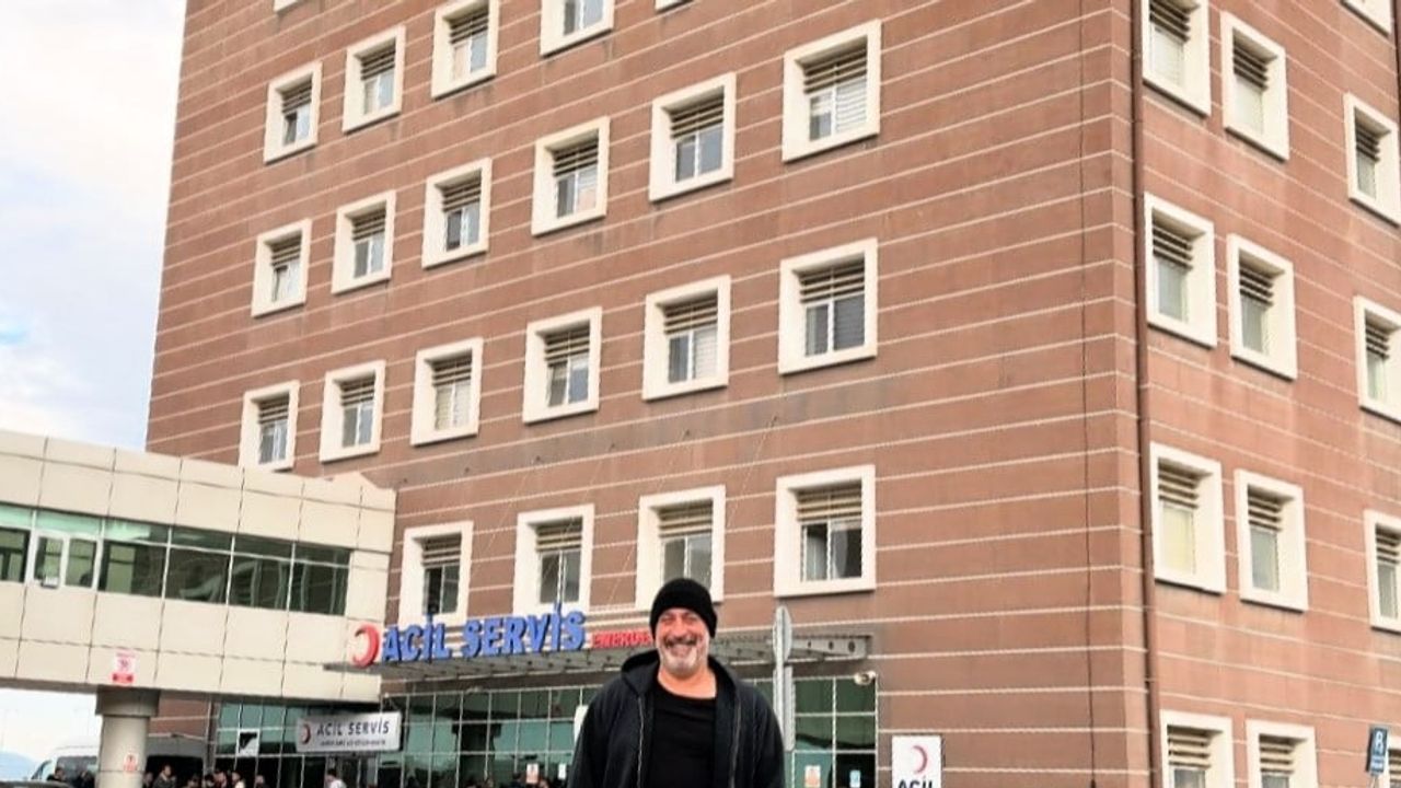 Cem Yılmaz tedavi sürecinin ardından ÇOMÜ'de kontrol randevusuna katıldı