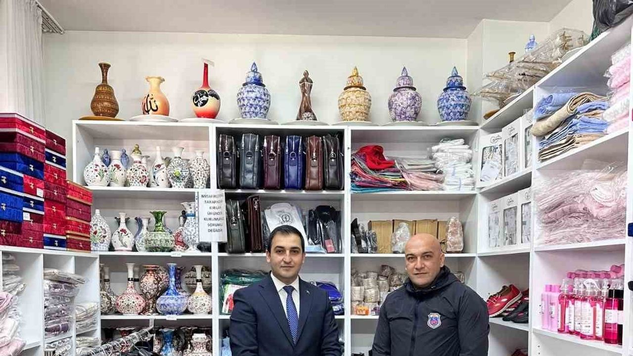 Cezaevinde üretilen el emeği ürünler adliye mağazasında halkla buluşuyor