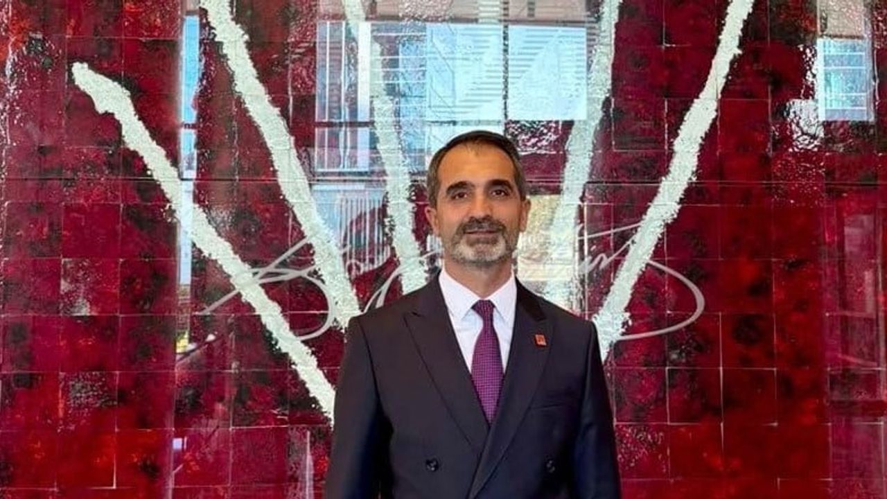 CHP Denizli il başkanlığı görevi kısa sürdü: Ayhan Oran sağlık gerekçesiyle ayrıldı