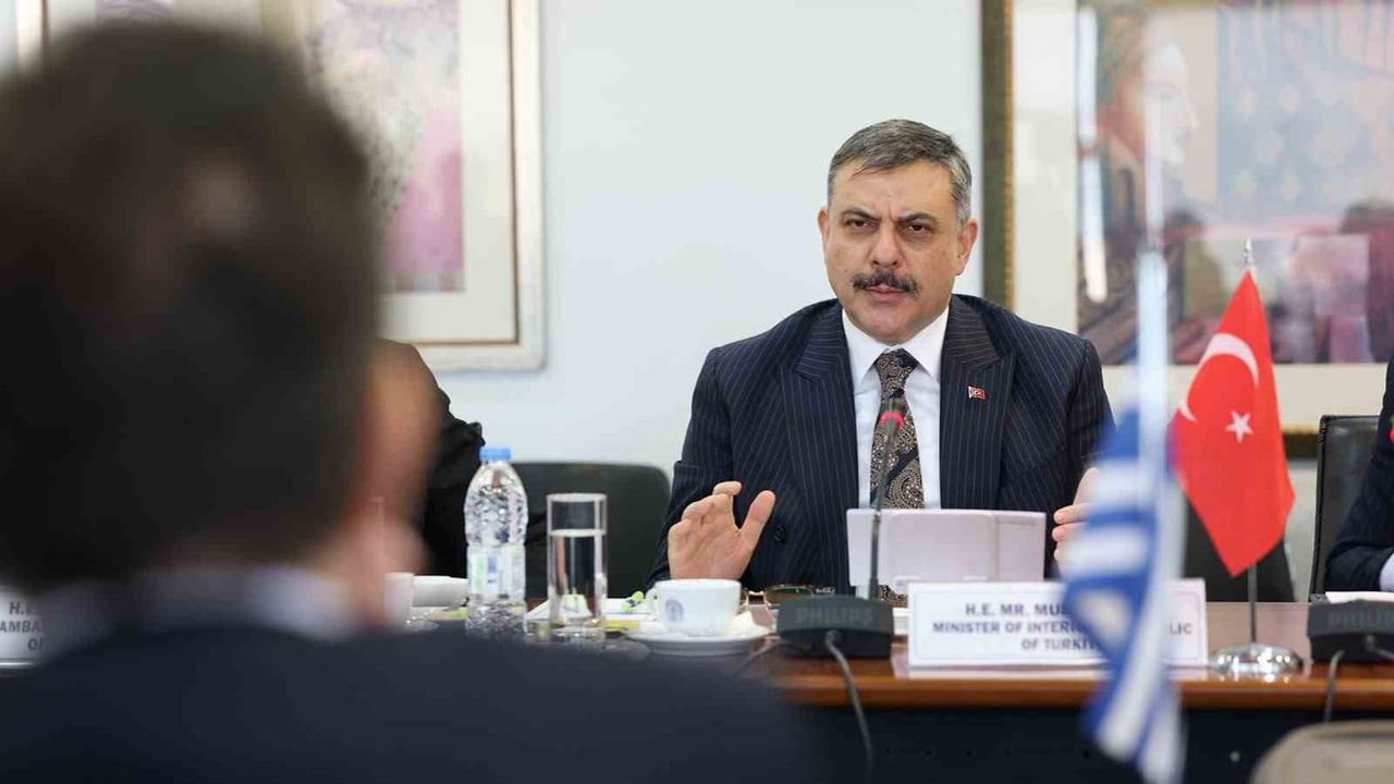 Çiftçi'den iade çağrısı: Yunanistan suçluların sığınağı olmasın