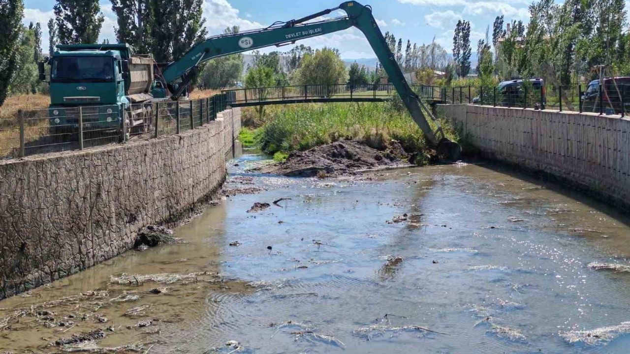 Çiğdemtepe'de dere ıslahı ile taşkın riskine karşı hazırlık