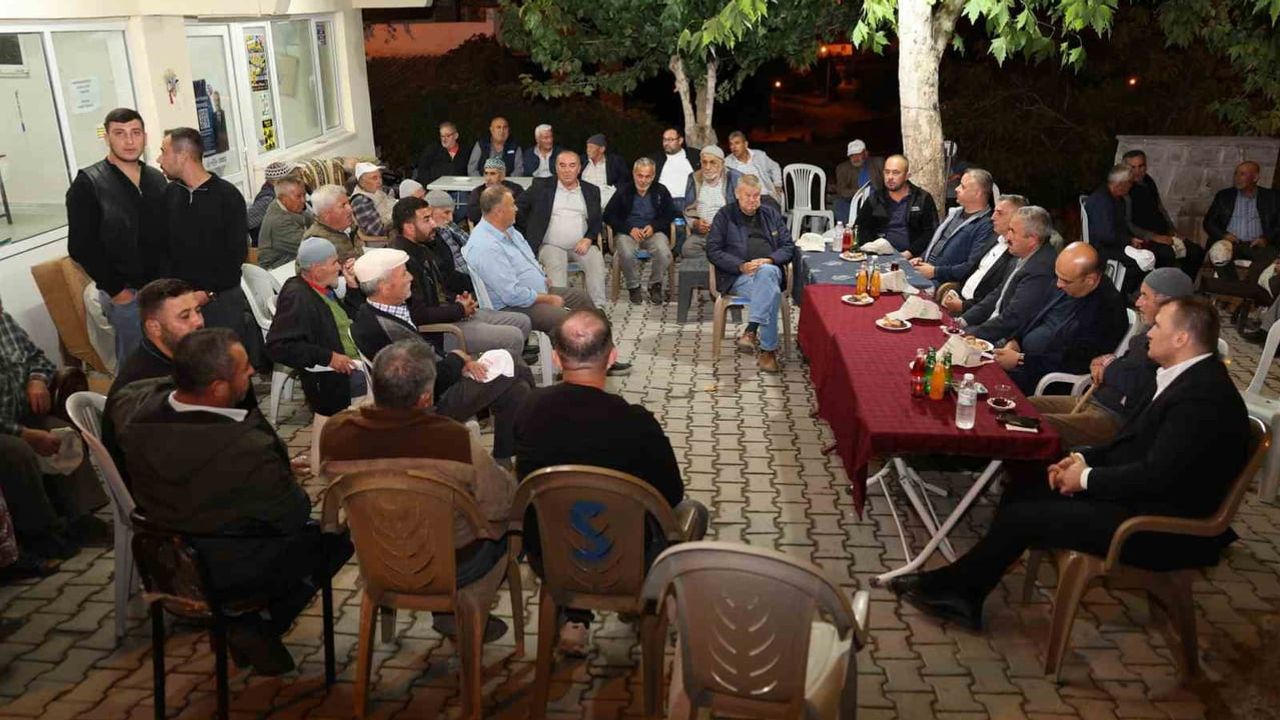 Çınarlıkuyu'nda çözüm odaklı buluşma: Hakan Şimşek talepleri yerinde dinledi