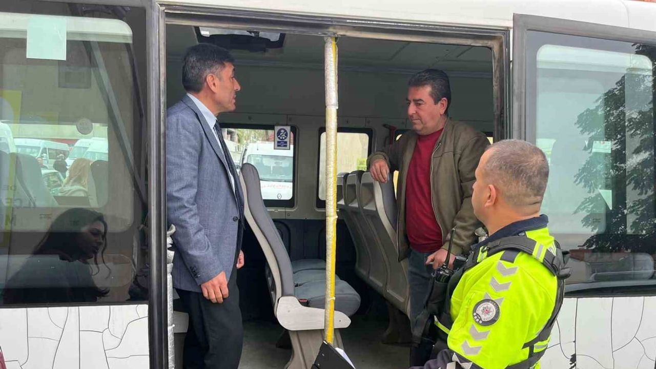 Çivril'de servis denetimleriyle öğrencilerin güvenliği güçlendirildi