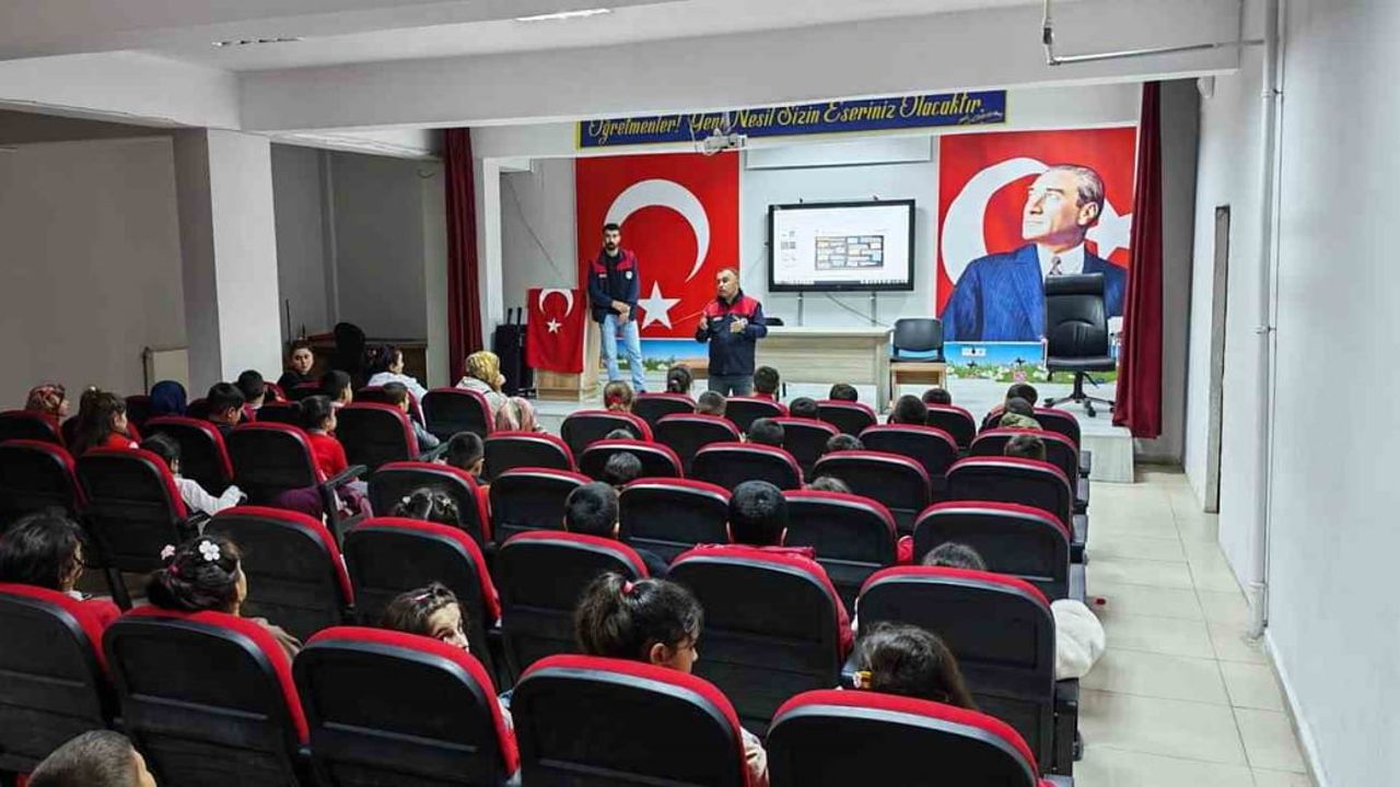 Çocuklara gıdanın değeri öğretildi: Palu'da israfla mücadele eğitimi