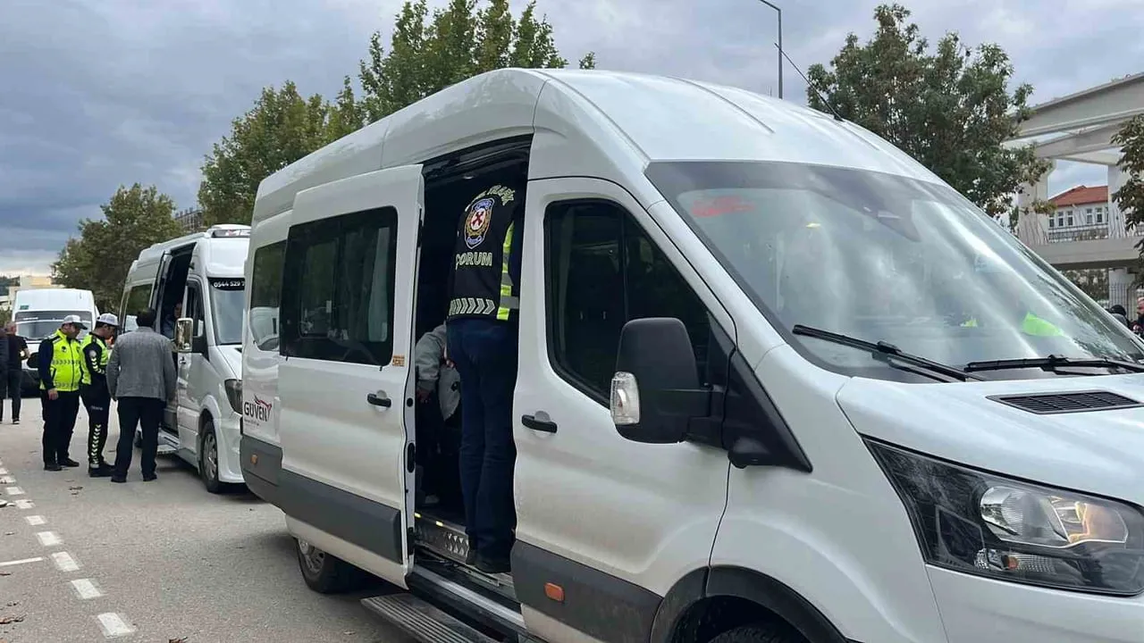 Çorum’da okul servisleri havadan denetleniyor