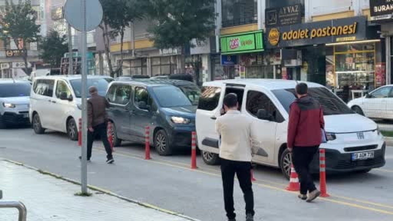 Çorum'da sanayi ve inşaat hırsızlığına karşı eş zamanlı operasyon: 12 gözaltı