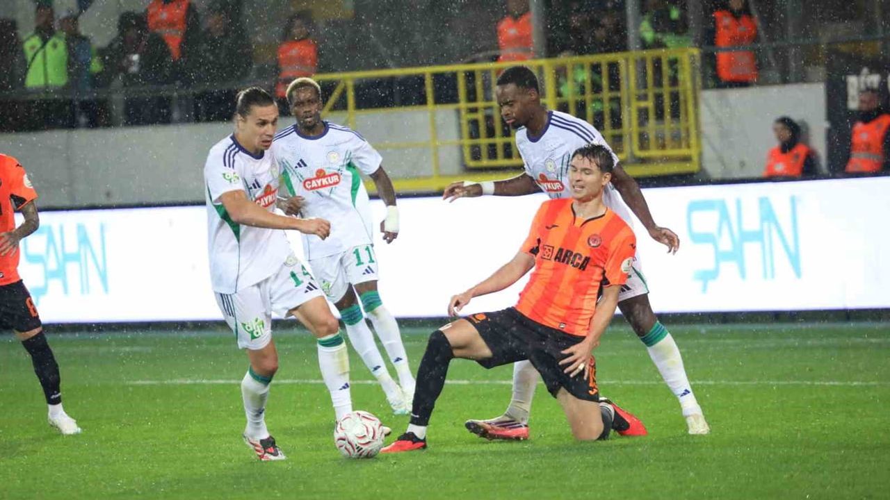 Çorum'da son düdükten önce güven veren galibiyet: Çorum FK 2-1 Çaykur Rizespor