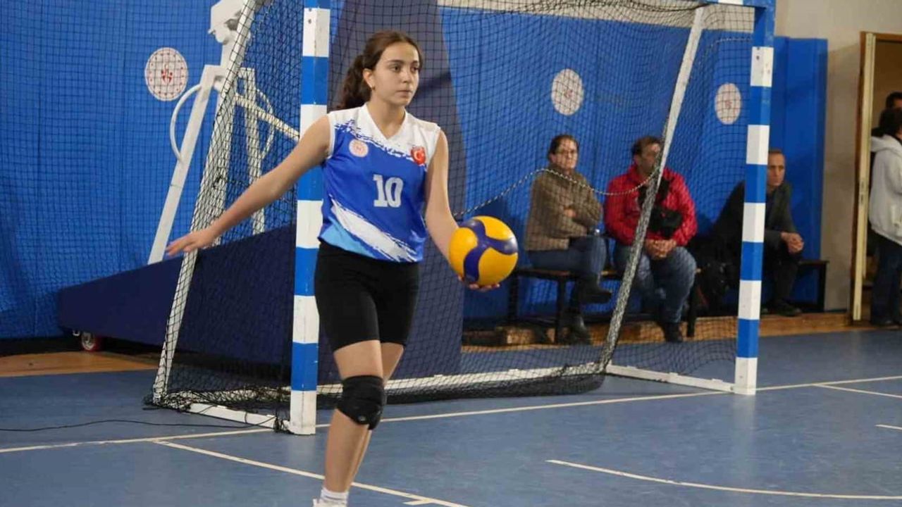 Cumhuriyet coşkusu filede Menteşe'de yaşandı