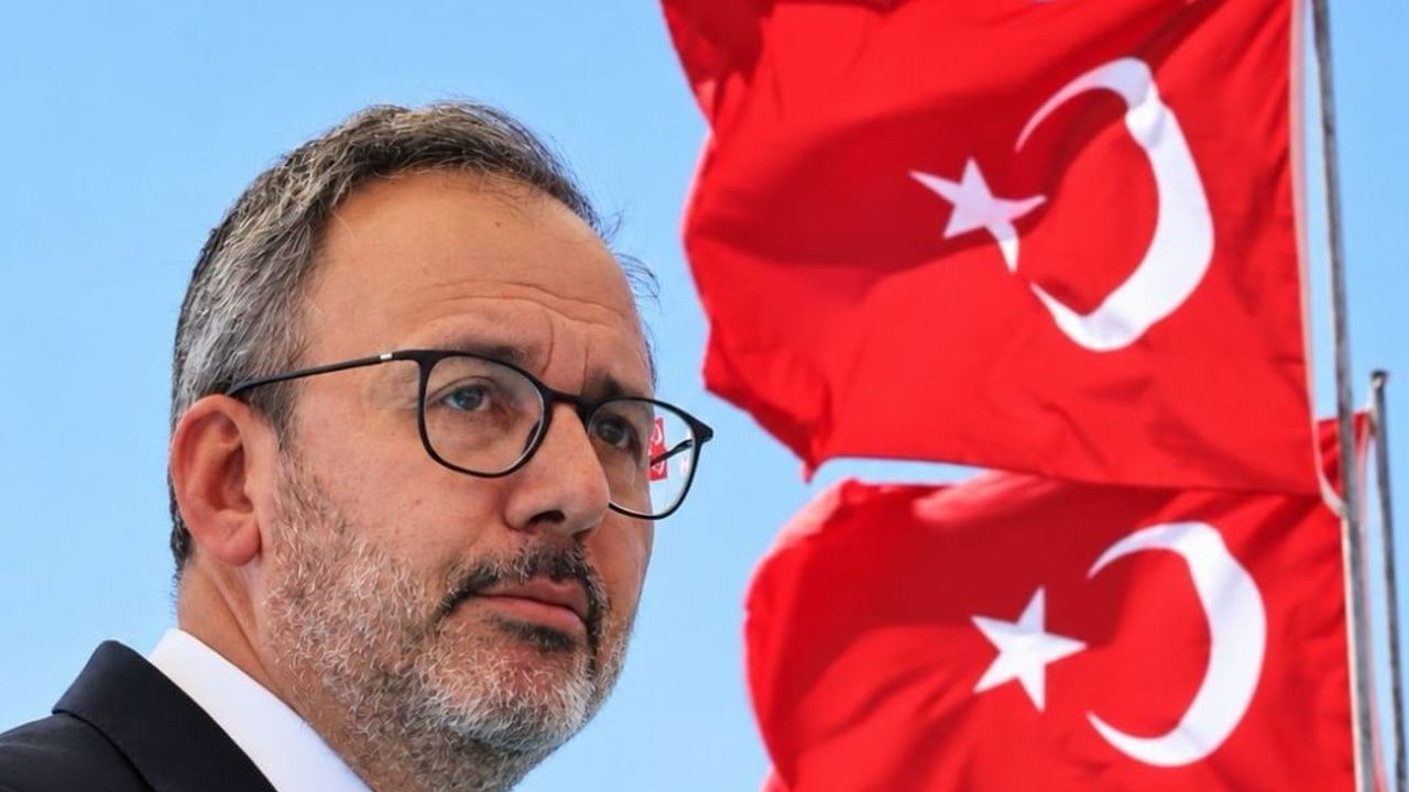 Cumhuriyet, demokrasi ve gençlik: ikinci asrın ufkuna yürüyüş