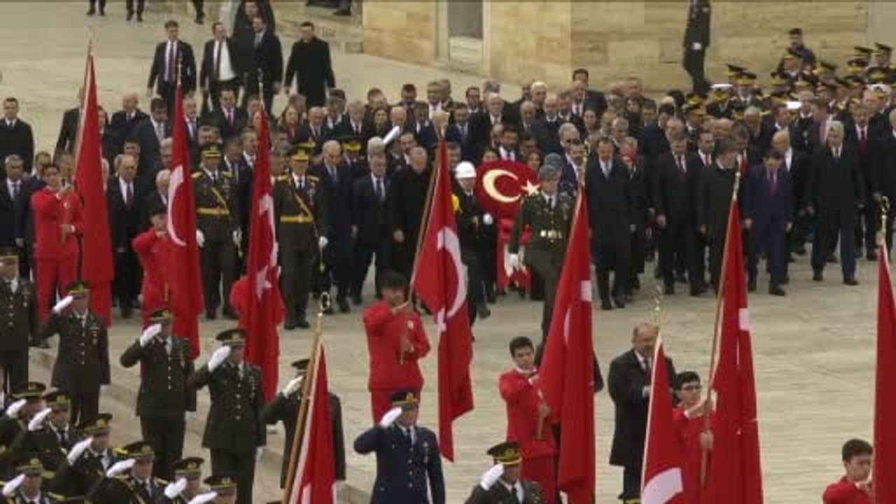 Cumhuriyetin 103. yılında Anıtkabir’de devlet erkanı buluştu