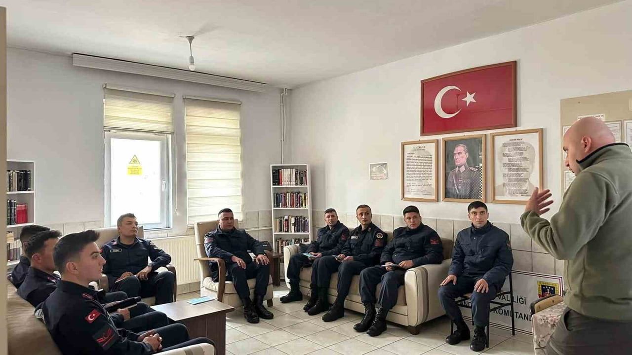 Demirözü'nde yaban hayatını korumaya yönelik jandarma eğitimi tamamlandı