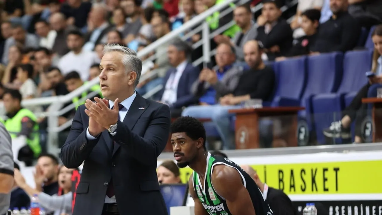 Denizli basket taraftar desteğiyle avrupa serüvenine galibiyetle başladı