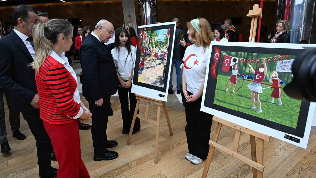 Denizli'de 29 Ekim coşkusu kongre merkezinde hayat buldu