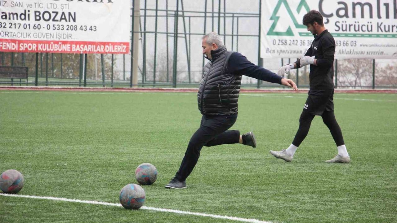 Denizli İdman Yurdu'nda transfer hataları puan kaybına dönüştü