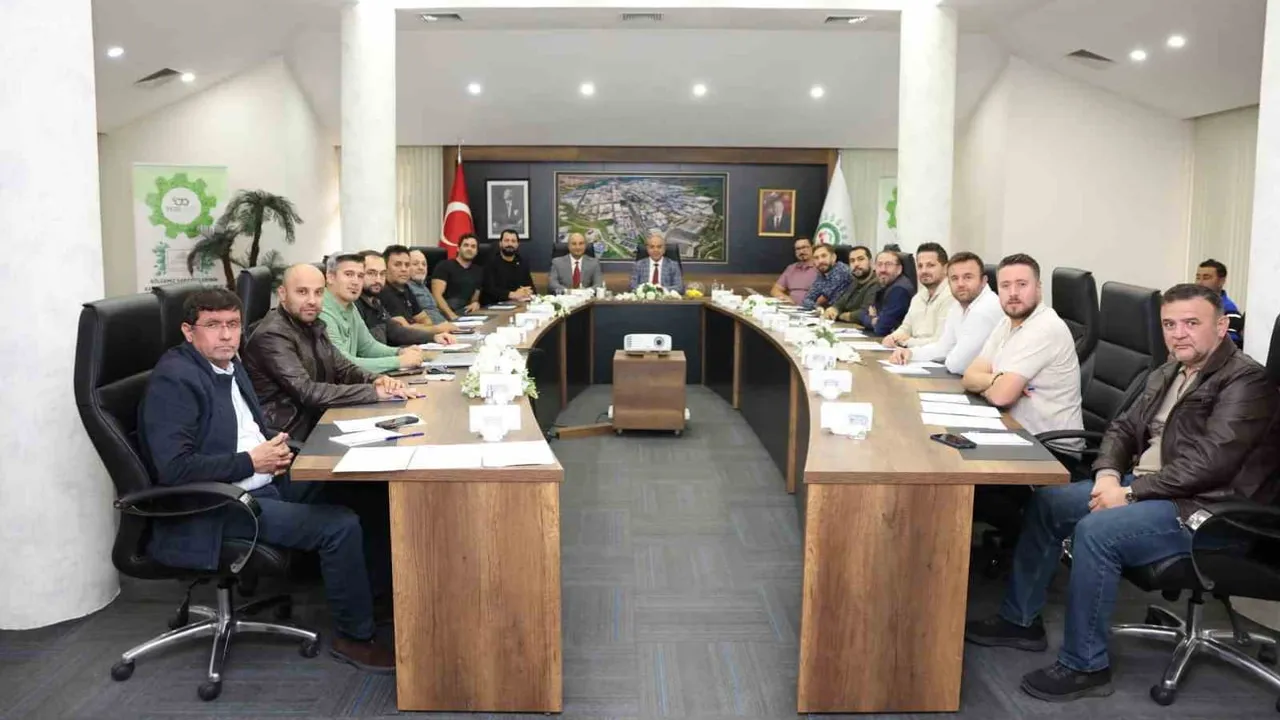 Denizli OSB'de 16 takımın yarışacağı süper lig için kura ve teknik hazırlıklar tamamlandı