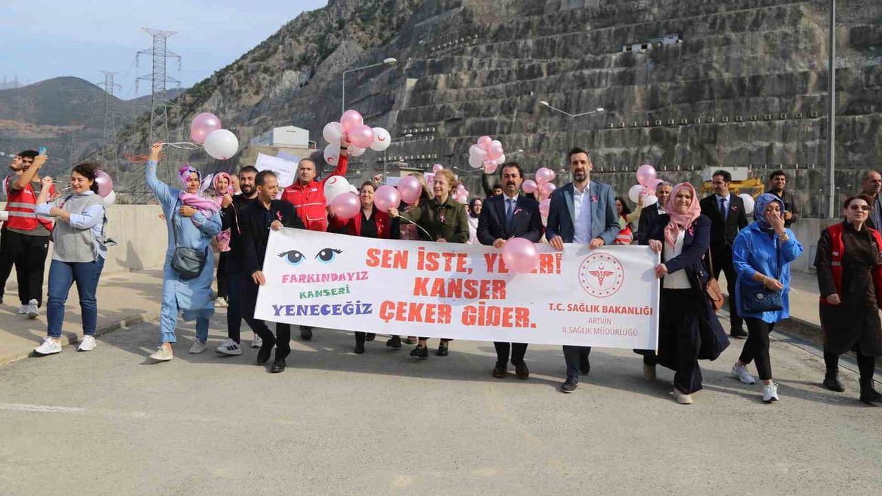Deriner Barajı'nda pembe farkındalık: erken teşhisin önemi vurgulandı