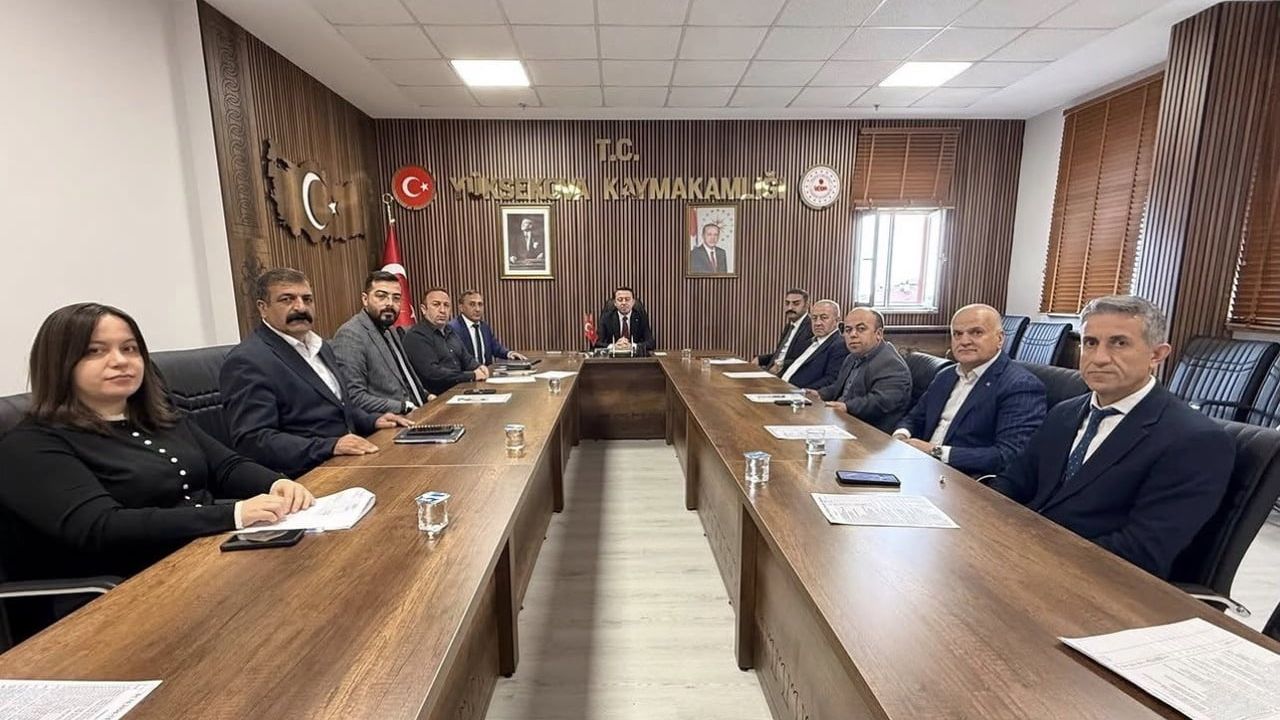 Devletin şefkat eli: Yüksekova'da 1930 aileye destek kararı