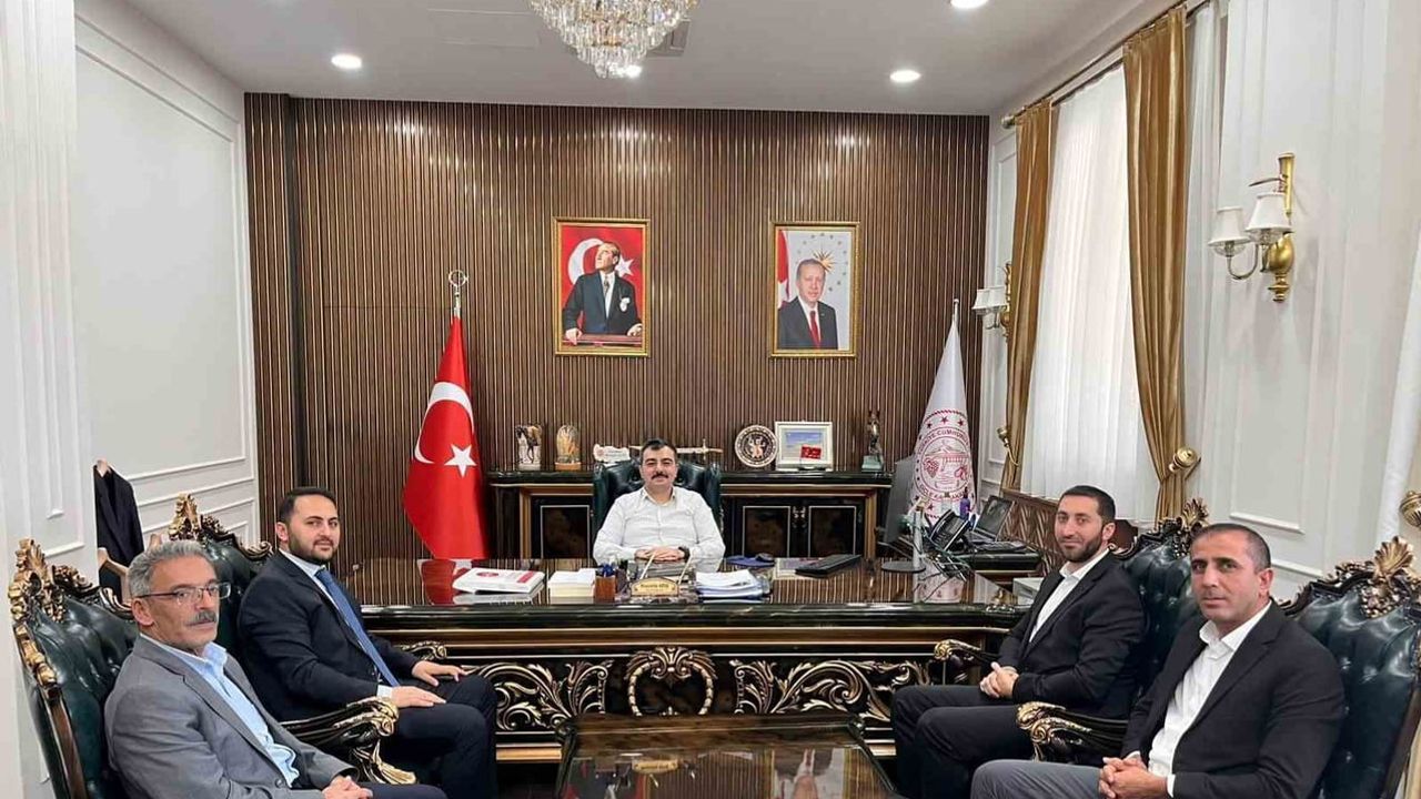 Dicle'de kaymakam Mustafa Atış'tan camiler ve din görevlilerine teşekkür